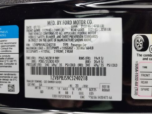 Used 2012 Ford Mustang Shelby GT500 w/ SVT Performance Pkg image 57