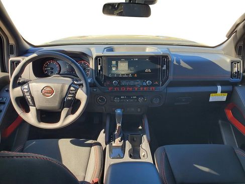 New 2025 Nissan Frontier PRO-4X image 11