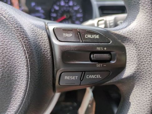 Used 2019 Kia Rio S FWD image 22