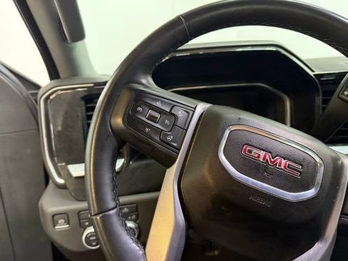 Used 2023 GMC Sierra 1500 Elevation image 14