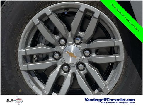 New 2026 Chevrolet Colorado LT w/ LT Convenience Package AWD/4WD image 9