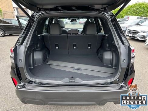 Used 2025 Subaru Forester Premium AWD/4WD image 23