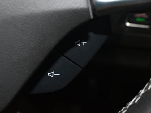 Used 2021 Chevrolet Camaro SS RWD image 32