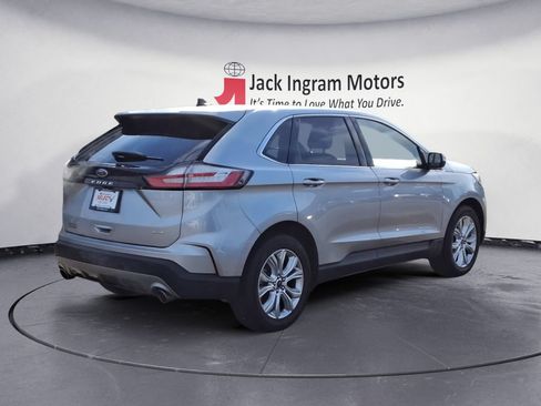 Used 2022 Ford Edge Titanium w/ Equipment Group 301A AWD/4WD image 5