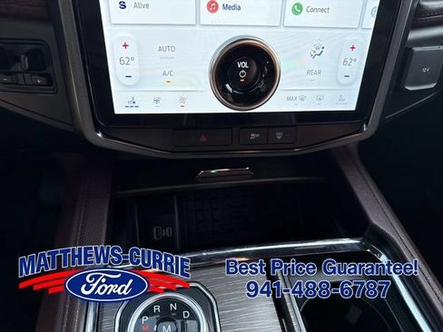 Certified 2022 Ford Expedition Max Limited RWD image 22