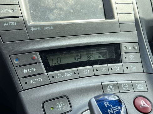 Used 2013 Toyota Prius Three FWD image 21