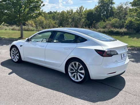 Used 2019 Tesla Model 3 AWD/4WD image 5