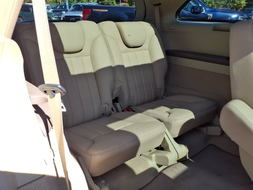 Used 2010 Mercedes-Benz R 350 4MATIC image 14