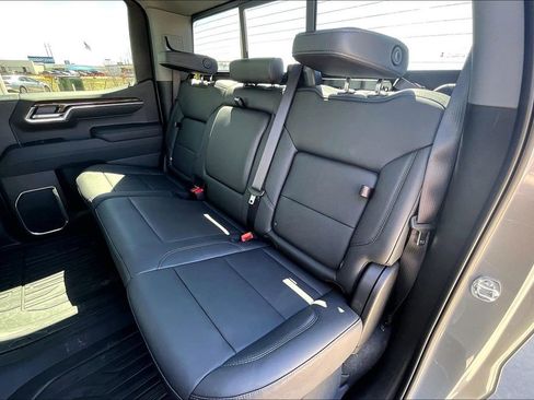 New 2026 GMC Sierra 1500 Elevation w/ Elevation Premium Package AWD/4WD image 18
