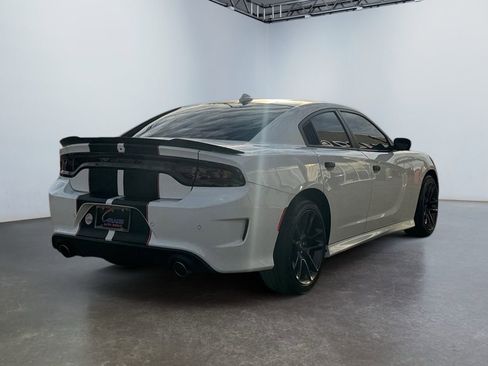 Used 2019 Dodge Charger Scat Pack w/ Dynamics Package image 5
