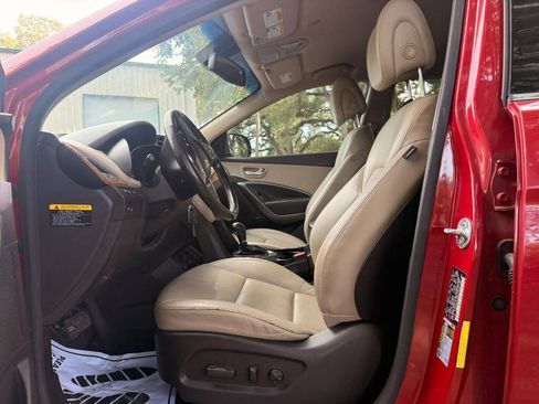 Used 2013 Hyundai Santa Fe GLS FWD image 11