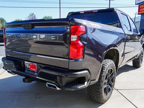 Used 2022 Chevrolet Silverado 1500 LT Trail Boss w/ LT Trail Boss Premium Package AWD/4WD image 8