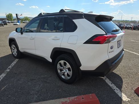 Used 2019 Toyota RAV4 LE w/ All Weather Liner Package AWD/4WD image 4