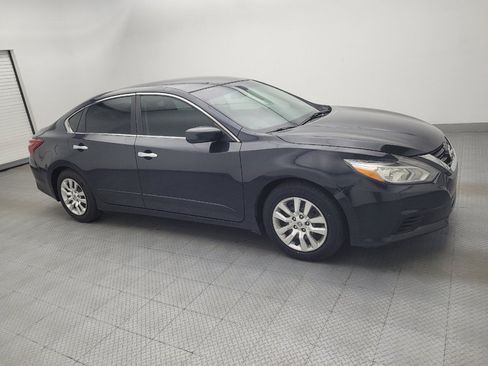 Used 2018 Nissan Altima 2.5 S w/ S Convenience Package FWD image 11