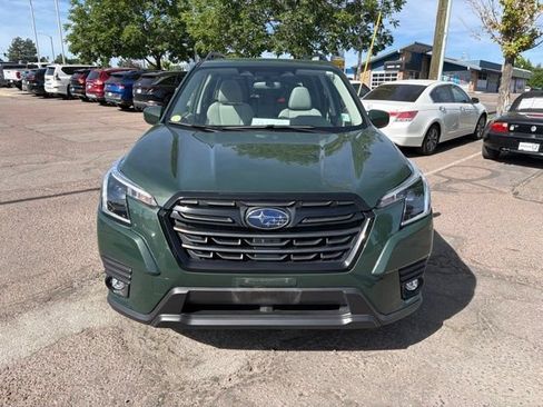 Used 2024 Subaru Forester Premium AWD/4WD image 8