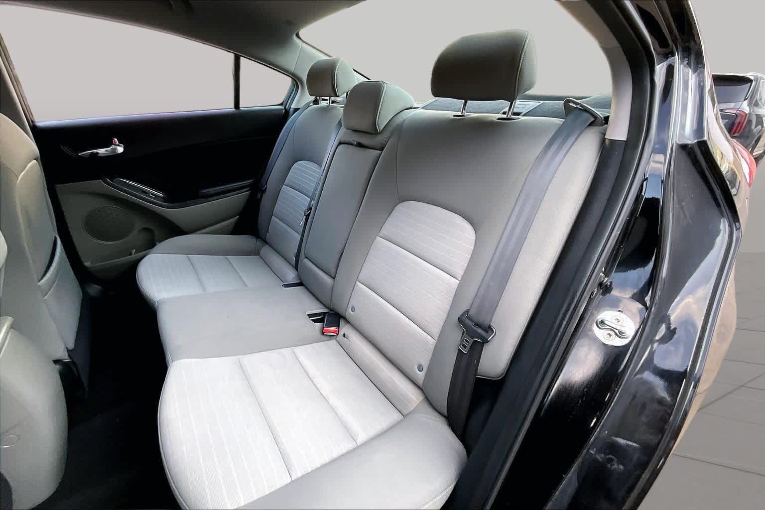 Used 2015 Kia Forte EX FWD image 20