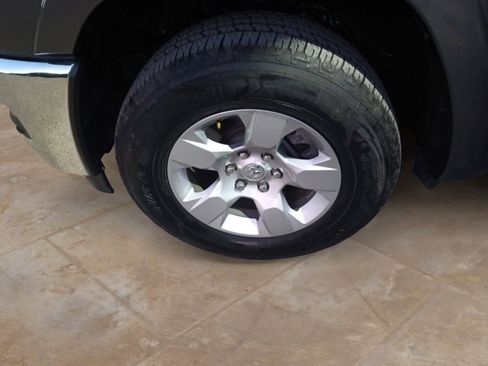 Certified 2025 RAM 1500 Big Horn image 24