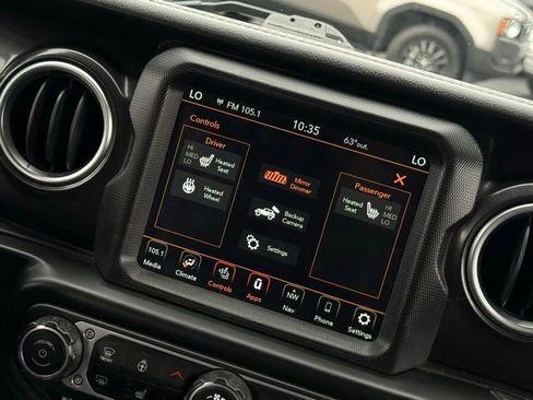 Used 2021 Jeep Wrangler Unlimited Sahara image 27