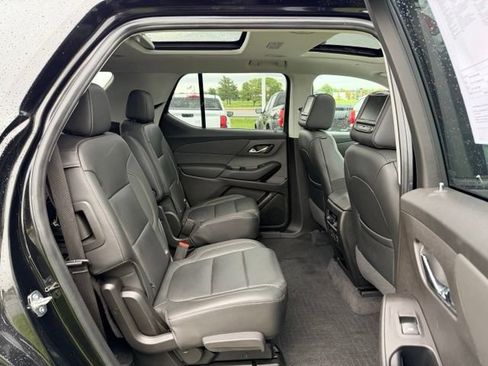 Used 2019 Chevrolet Traverse Premier w/ Redline Edition AWD/4WD image 9