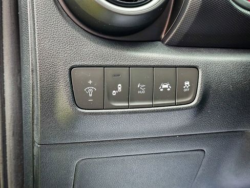 Used 2019 Hyundai Kona Ultimate image 13