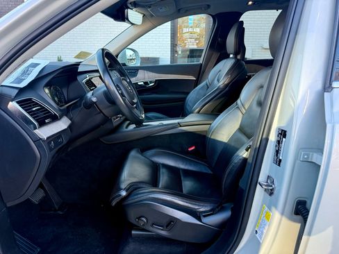 Used 2022 Volvo XC90 T6 Inscription w/ Advanced Package image 15