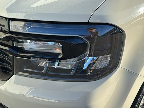 Certified 2024 Ford Maverick XLT w/ XLT Luxury Package image 6