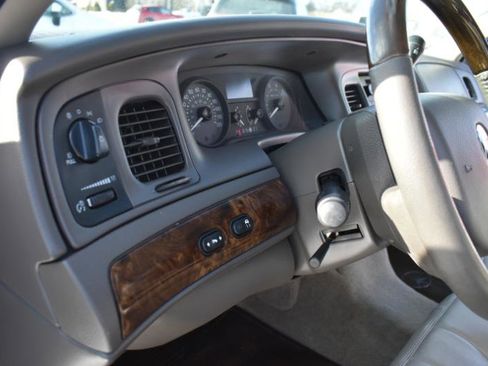 Used 2011 Mercury Grand Marquis LS image 30