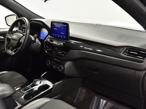 Used 2023 Ford Escape ST-Line image 32