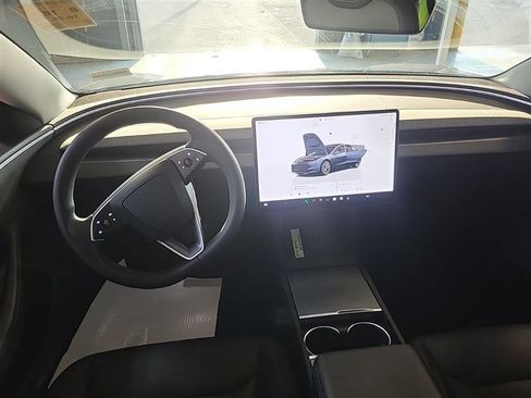 Used 2024 Tesla Model 3 image 6
