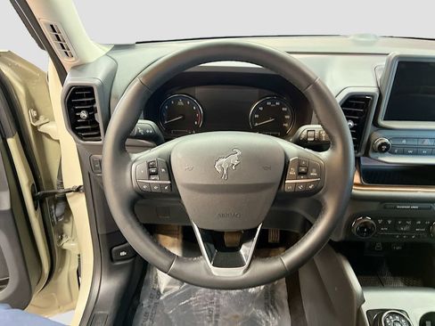 Used 2024 Ford Bronco Sport Outer Banks AWD/4WD image 11