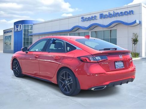 Certified 2024 Honda Civic Sport Touring image 3