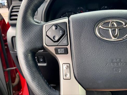 Used 2024 Toyota 4Runner SR5 Premium w/ Moonroof Package AWD/4WD image 24