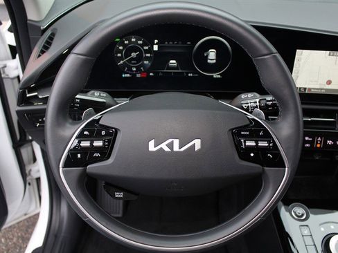 Used 2023 Kia Niro Wind image 17
