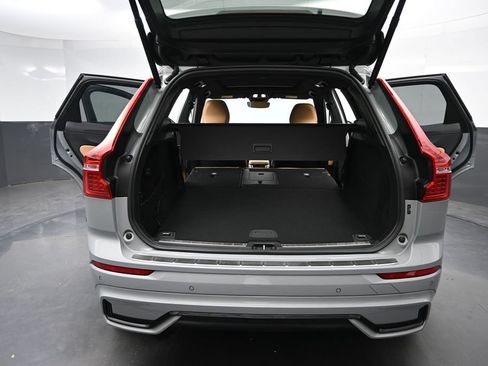 Used 2024 Volvo XC60 B5 Ultimate w/ Protection Package Premier AWD/4WD image 18