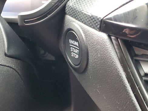 Used 2025 Ford Escape ST-Line image 18