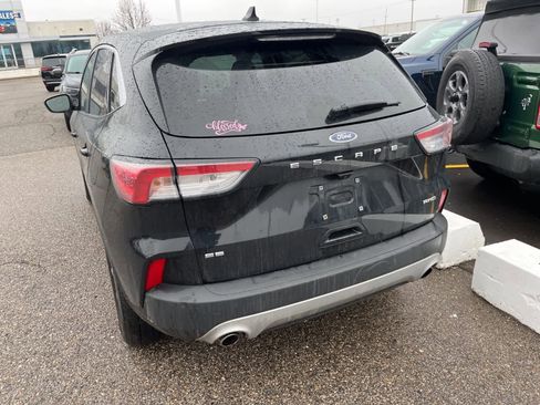 Certified 2022 Ford Escape SE image 13