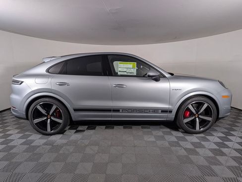 New 2026 Porsche Cayenne S AWD/4WD image 8