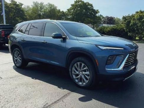 Certified 2026 Buick Enclave Preferred AWD/4WD image 2
