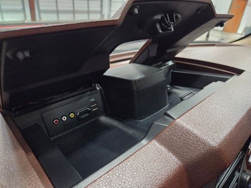 Used 2013 Ford F250 King Ranch w/ FX4 Off Road Pkg image 62