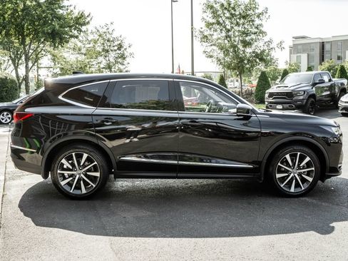 Used 2025 Acura MDX SH-AWD w/ Technology Package image 3