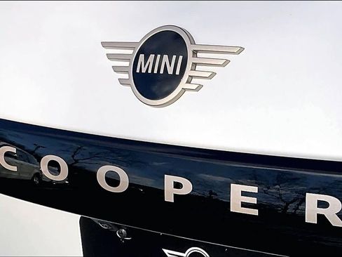 Used 2025 MINI Cooper S image 31