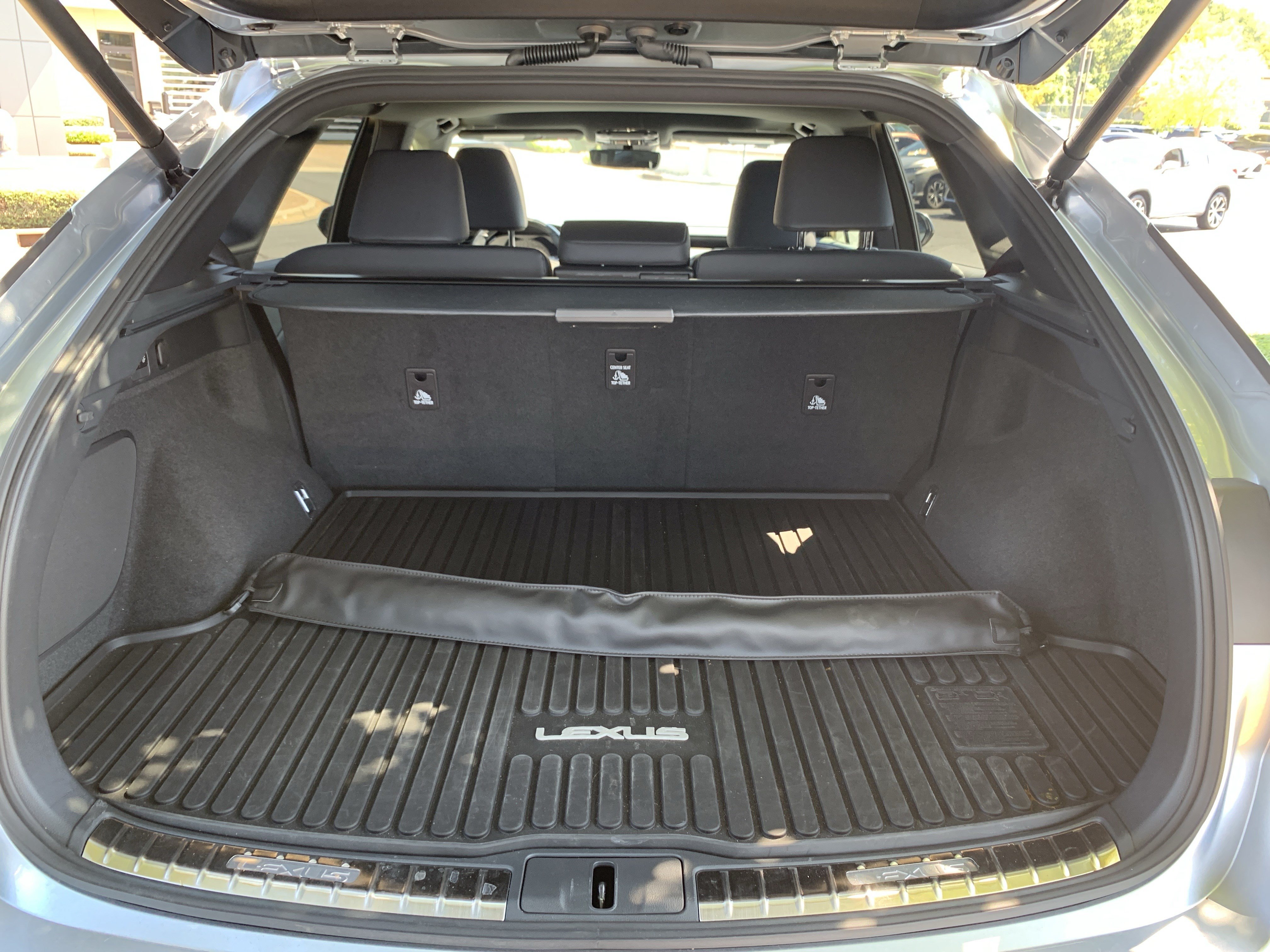Certified 2025 Lexus RX 350 Premium w/ Accessory Package FWD image 34