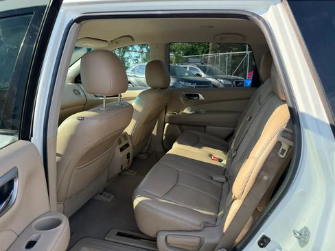 Used 2015 Nissan Pathfinder SL w/ SL Tech Package AWD/4WD image 15