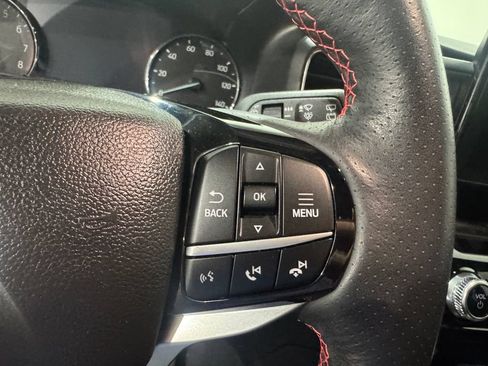 Used 2023 Ford Explorer ST-Line w/ Class IV Trailer Tow Package AWD/4WD image 7