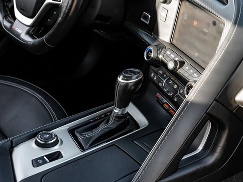 Used 2018 Chevrolet Corvette Z06 RWD image 22