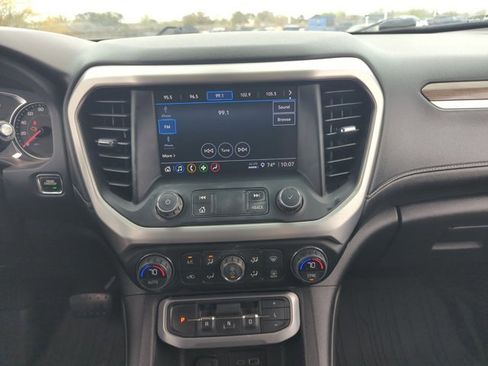 Used 2020 GMC Acadia SLE w/ LPO, Floor Liner Package image 10