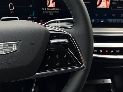 New 2026 Cadillac Lyriq Luxury RWD image 28