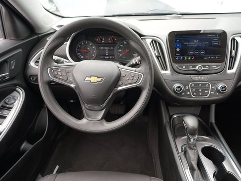 Used 2024 Chevrolet Malibu LT FWD image 20