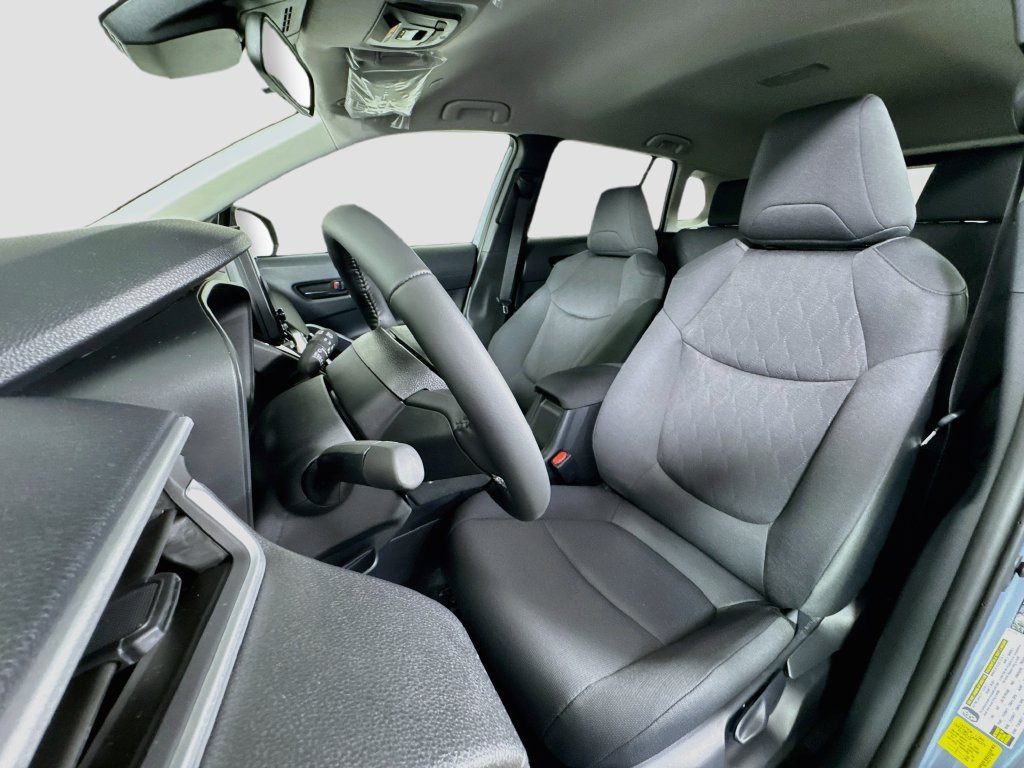 New 2026 Toyota Corolla Cross LE AWD/4WD image 17