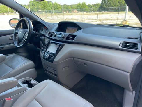 Used 2014 Honda Odyssey Touring image 21